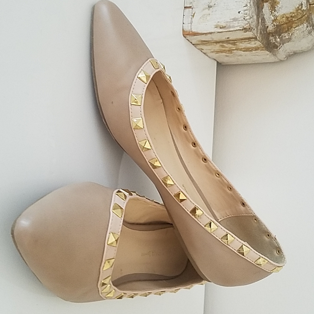 Wild Diva nude flat size 8